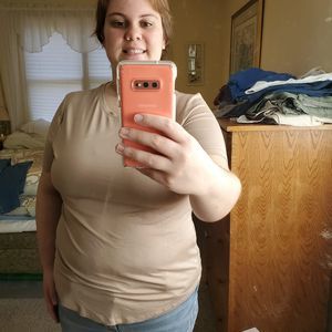 Meet your Posher, Julia